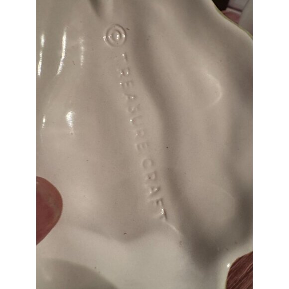 🌱🥕 Vintage Ceramic Veggie Plates – Radish (Treasure Craft) & Pea Pod Dish - Picture 9 of 16